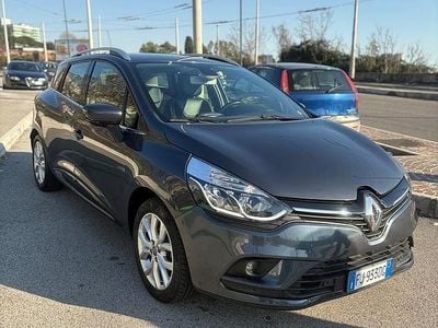 Usata Renault Clio GrandTour 90 CV (66 kW) 2017 Grigio Station wagon
