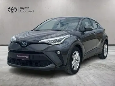 Usata Toyota C-HR Active 122 CV (89 kW) 2022 Grigio SUV
