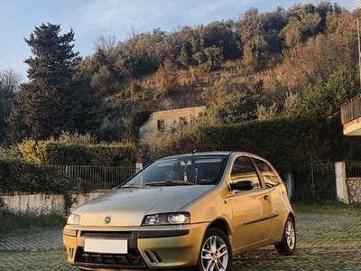 Usata Fiat Punto 80 CV (58 kW) 2002 Utilitaria