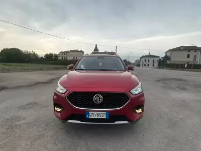 Usata MG ZS 111 CV (81 kW) 2023 Rosso SUV