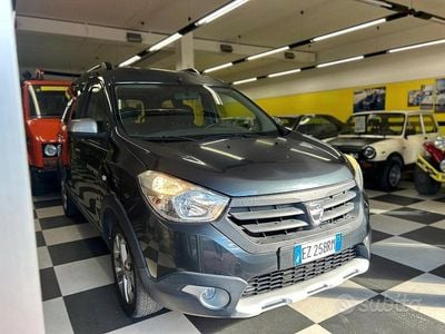 Usata Dacia Dokker Ambiance 90 CV (66 kW) 2015 Nero Monovolume