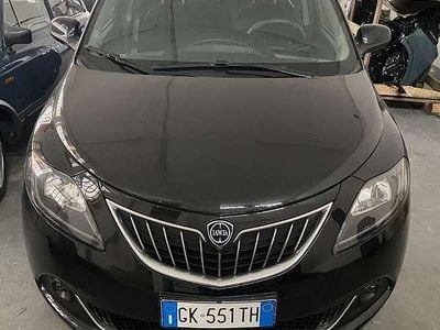 Usata Lancia Ypsilon Gold 69 CV (50 kW) 2021 Utilitaria