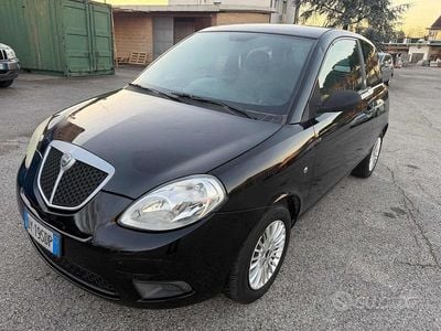 Usata Lancia Ypsilon 77 CV (56 kW) 2009 Nero Utilitaria