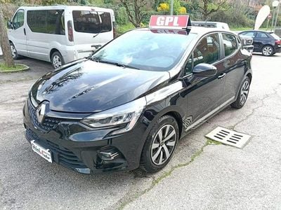 Usata Renault Clio V Intens 101 CV (74 kW) 2020 Nero Berlina