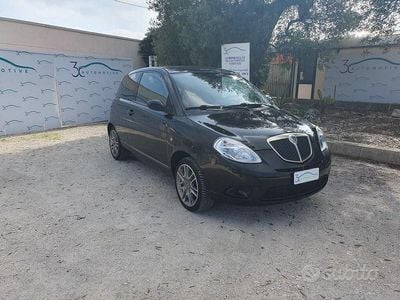 Usata Lancia Ypsilon 95 CV (69 kW) 2008 Nero Utilitaria