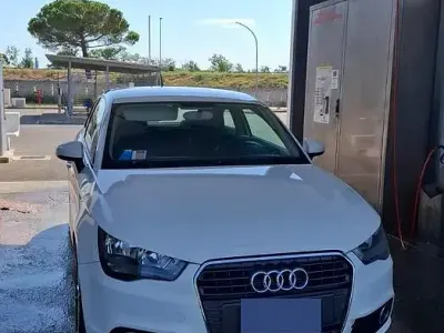 Usata Audi A1 86 CV (63 kW) 2013 Bianco Utilitaria