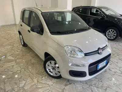 Usata Fiat Panda Easy 95 CV (69 kW) 2016 Utilitaria