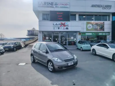 Usata Mercedes A180 Avantgarde 108 CV (79 kW) 2008 Marrone Berlina