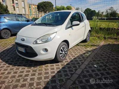 Usata Ford Ka 69 CV (50 kW) 2011 Bianco Utilitaria