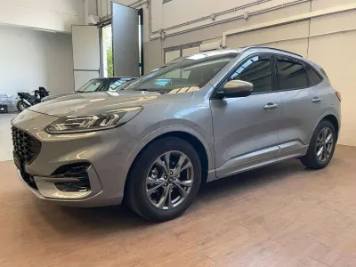 Usata Ford Kuga ST-Line 120 CV (88 kW) 2022 Grigio SUV