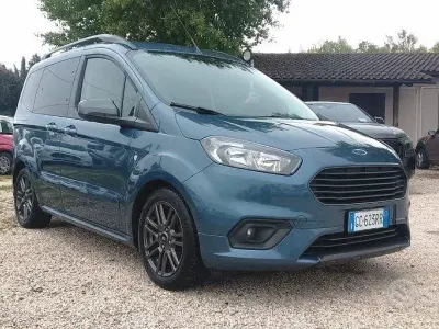 Occasion Ford Tourneo Courier S 101 ch (74 kW) 2021 Gris Monospace