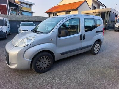 Usata Fiat Qubo Dynamic 77 CV (56 kW) 2011 Argento Monovolume