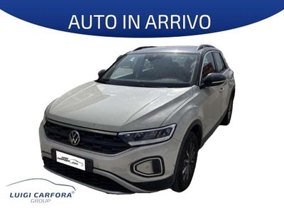 Usata VW T-Roc Life 110 CV (80 kW) 2023 Ascort grey SUV