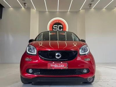 Usata Smart ForFour Passion 71 CV (52 kW) 2015 Rosso Utilitaria