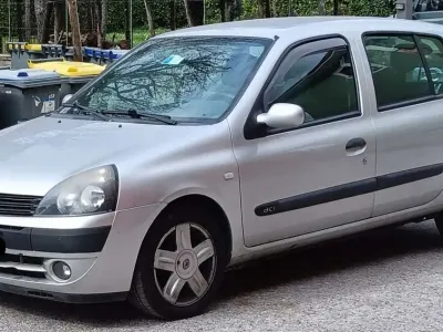 Usata Renault Clio II Dynamique 82 CV (60 kW) 2005 Berlina