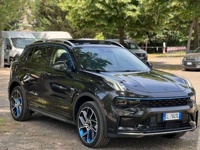 Lynk & Co 01