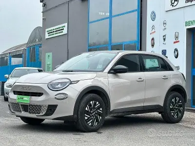 Nouvelle Fiat 600 Icon 110 ch (80 kW) 2026 Beige SUV