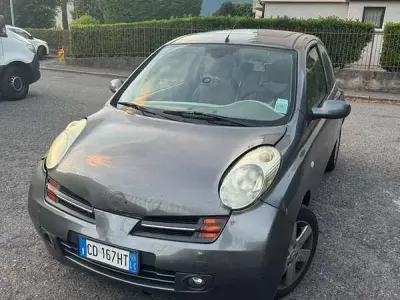 Usata Nissan Almera 90 CV (66 kW) 2003 Argento Berlina