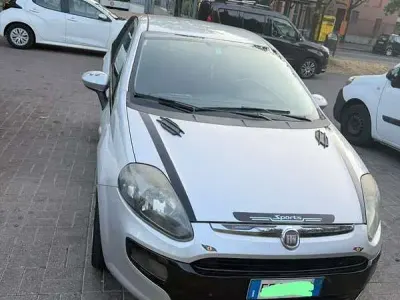 Usata Fiat Punto Evo Dynamic 77 CV (56 kW) 2011 Utilitaria