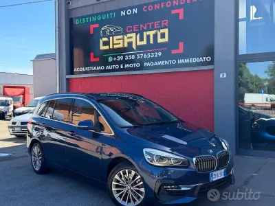 Usata BMW 218 Luxury Line 150 CV (110 kW) 2022 Bluazzurro Station wagon