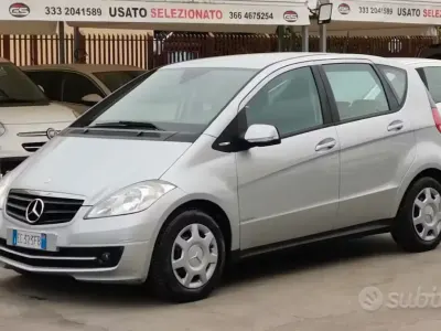 Usata Mercedes A160 95 CV (69 kW) 2010 Grigio Berlina