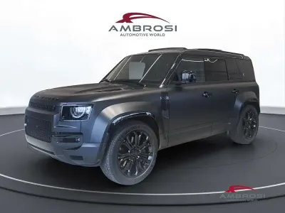 Uusi Land Rover Defender 635 HP (467 kW) 2026 Musta Katumaasturi