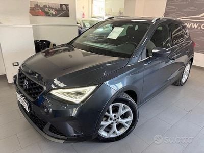 Usata Seat Arona FR 110 CV (80 kW) 2023 Grigio SUV