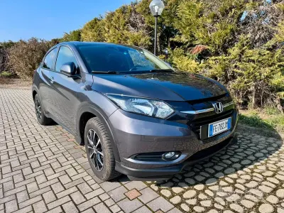 Usata Honda HR-V Elegance 131 CV (96 kW) 2016 Grigio SUV