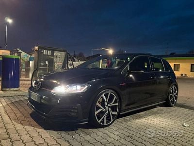 Używany VW Golf VII GTI 230 KM (169 kW) 2019 Czarny Sedan/Limuzyna