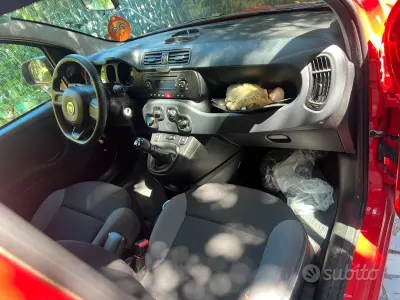 Usata Fiat Panda 69 CV (50 kW) 2017 Rosso Utilitaria