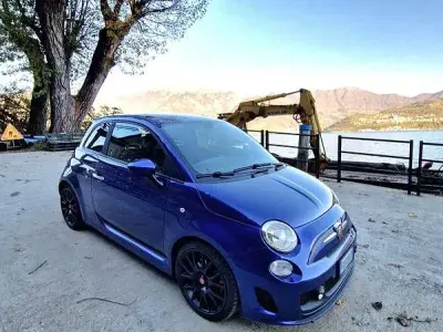 Usata Abarth 595 Turismo 165 CV (121 kW) 2016 Blu/azzurro Utilitaria