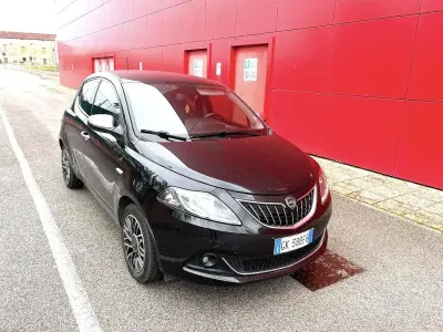 Usata Lancia Ypsilon