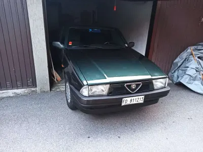 Usata Alfa Romeo 75 110 CV (80 kW) 1991 Berlina