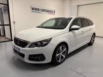 Usata Peugeot 308 Allure 120 CV (88 kW) 2018 Bianco Station wagon