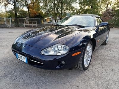 Usata Jaguar XK8 284 CV (208 kW) 1996 Blu Cabrio