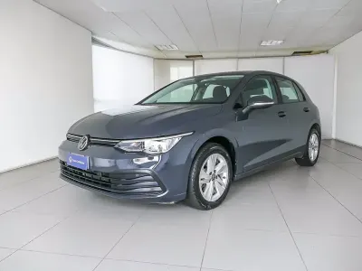 Usata VW Golf VIII Life 110 CV (80 kW) 2021 Urano grey Berlina
