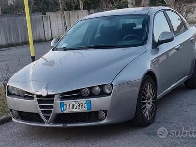 Usata Alfa Romeo 159 160 CV (117 kW) 2007 Grigio Berlina