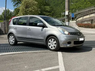 Usata Nissan Note Acenta 88 CV (64 kW) 2008 Argento Utilitaria