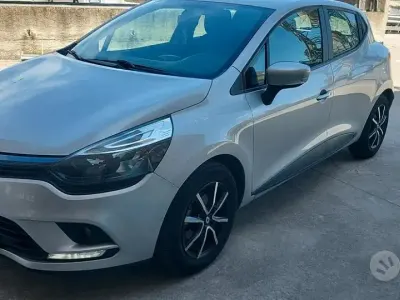Usata Renault Clio IV 75 CV (55 kW) 2018 Grigio Berlina