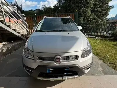 Usata Fiat Sedici 120 CV (88 kW) 2010 SUV