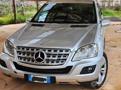 Begagnad Mercedes ML320 Premium 224 HK (164 kW) 2009 Grå SUV
