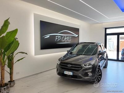 Occasion Ford Kuga ST-Line 150 PK (110 kW) 2017 Grijs SUV