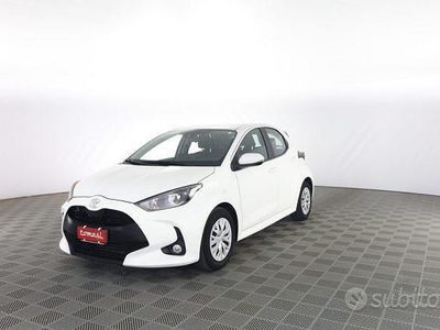 Usata Toyota Yaris Active 2023 Bianco Utilitaria