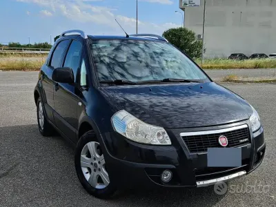 Usata Fiat Sedici 120 CV (88 kW) 2009 Nero SUV