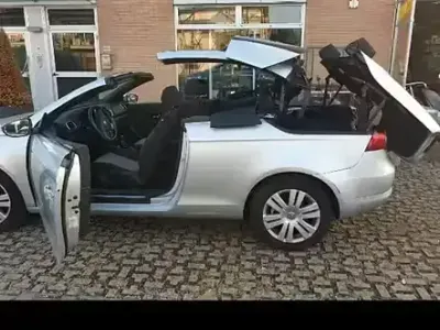 Usata VW Eos 115 CV (84 kW) 2009 Grigio Cabrio