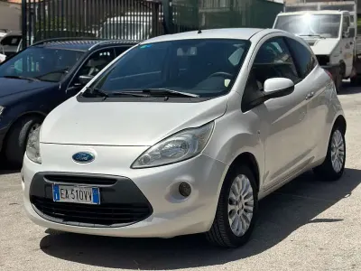 Usata Ford Ka Titanium 69 CV (50 kW) 2010 Bianco Utilitaria