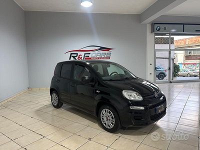 Usata Fiat Panda Lounge 69 CV (50 kW) 2016 Nero Utilitaria