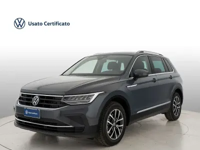 Usata VW Tiguan Life 150 CV (110 kW) 2023 Arancione SUV