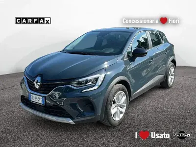 Usata Renault Captur Equilibre 101 CV (74 kW) 2023 Blu SUV