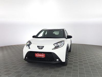 Usata Toyota Aygo X Trend 72 CV (52 kW) 2025 Superwhite/ black SUV